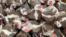 Load image into Gallery viewer, Saltwater Taffy Cookies &amp; Cream

